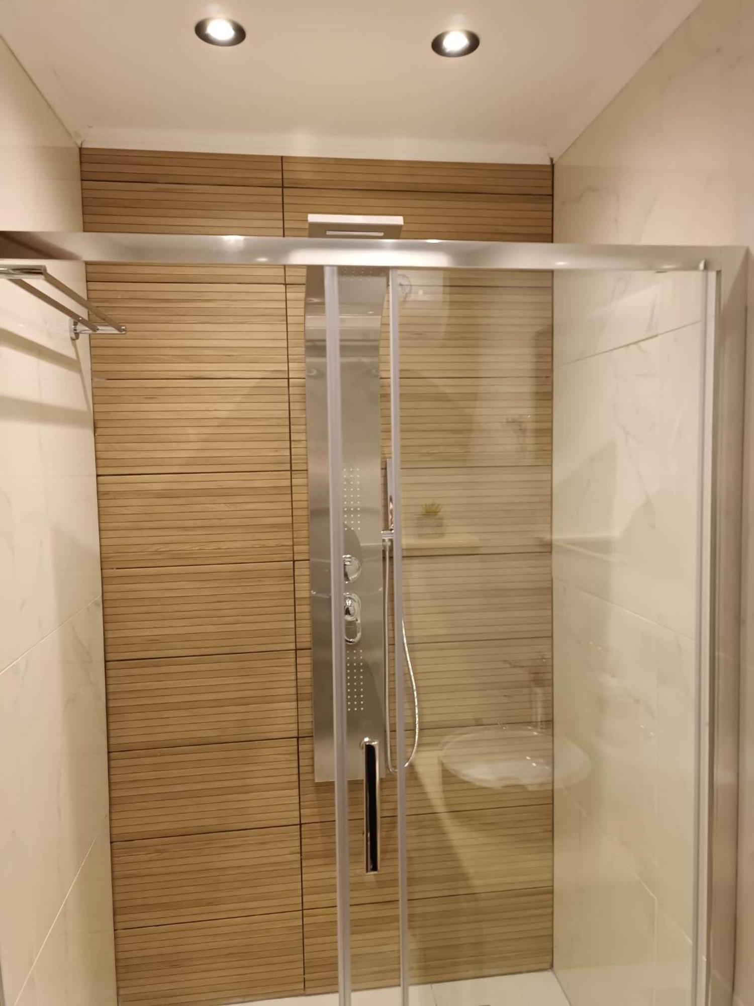 Newly Renovated Apartment Next To The Port Mantouki 外观 照片